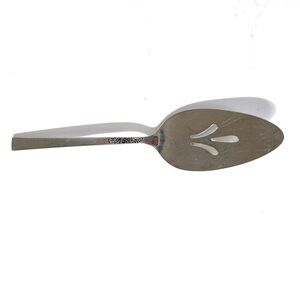 1847 Rogers Bros Evangeline Cake Pie Server - Stainless Floral